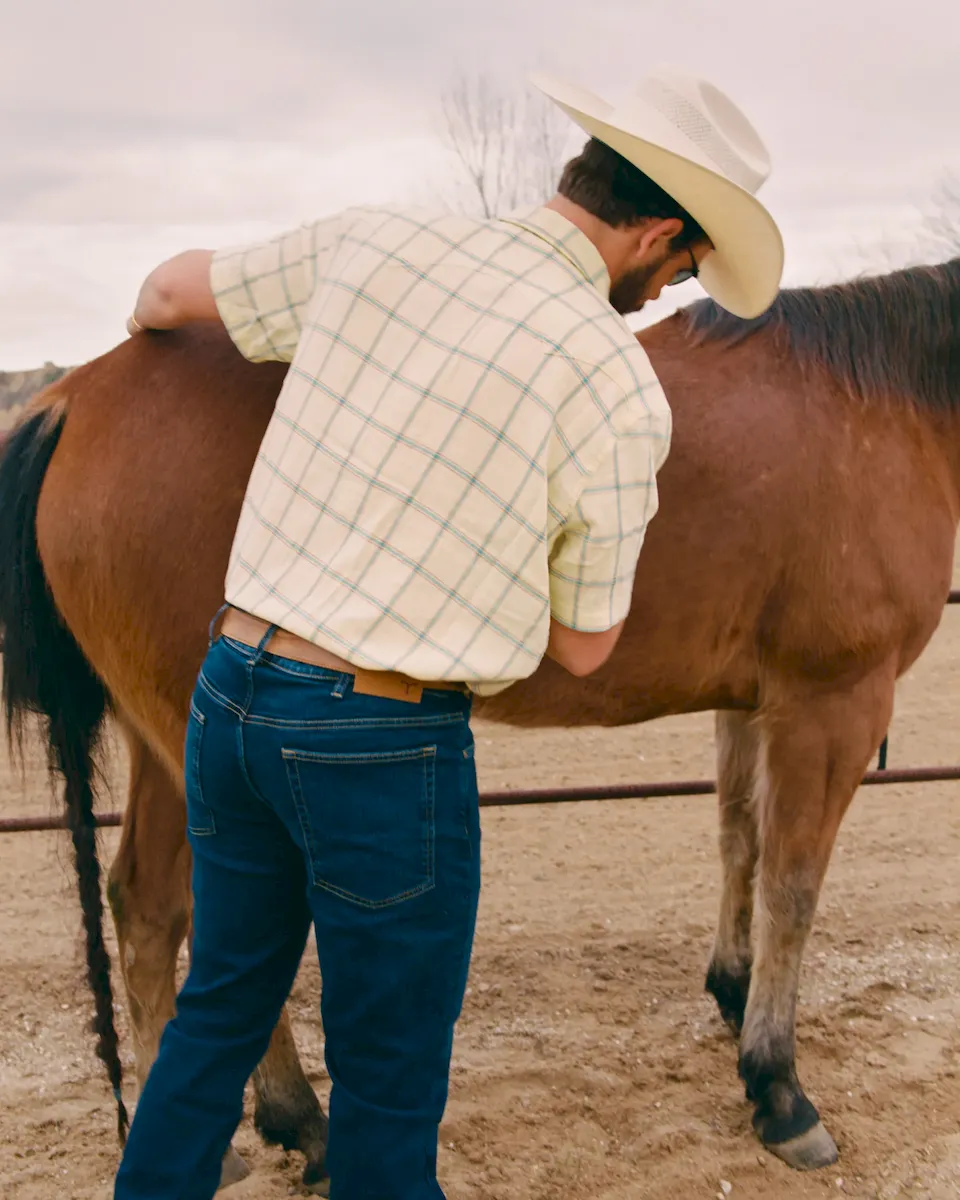 Men's Sawtooth Linen Short Sleeve Pearl Snap - Image 7
